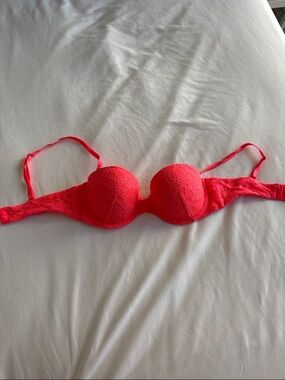 Victoria's Secret Hot Pink Lace Underwire Bra